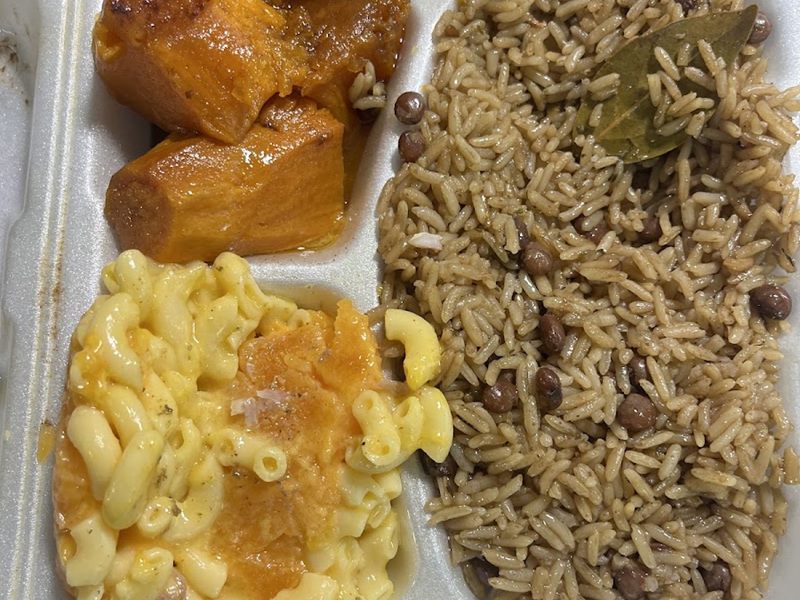 World Famous Rib Shack & Seafood food